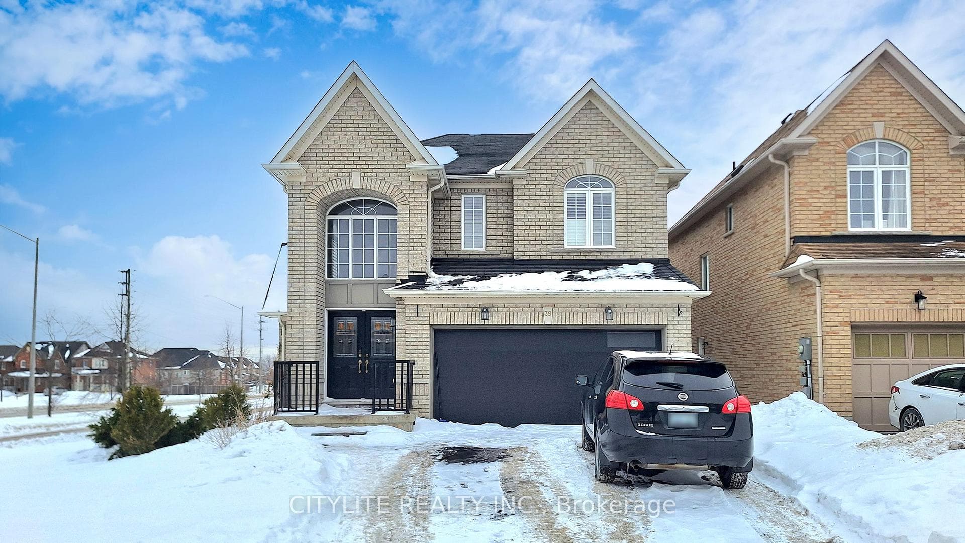 39 Kimble Avenue Unit Lower, Clarington, ON L1C 0J7 - Photo 1