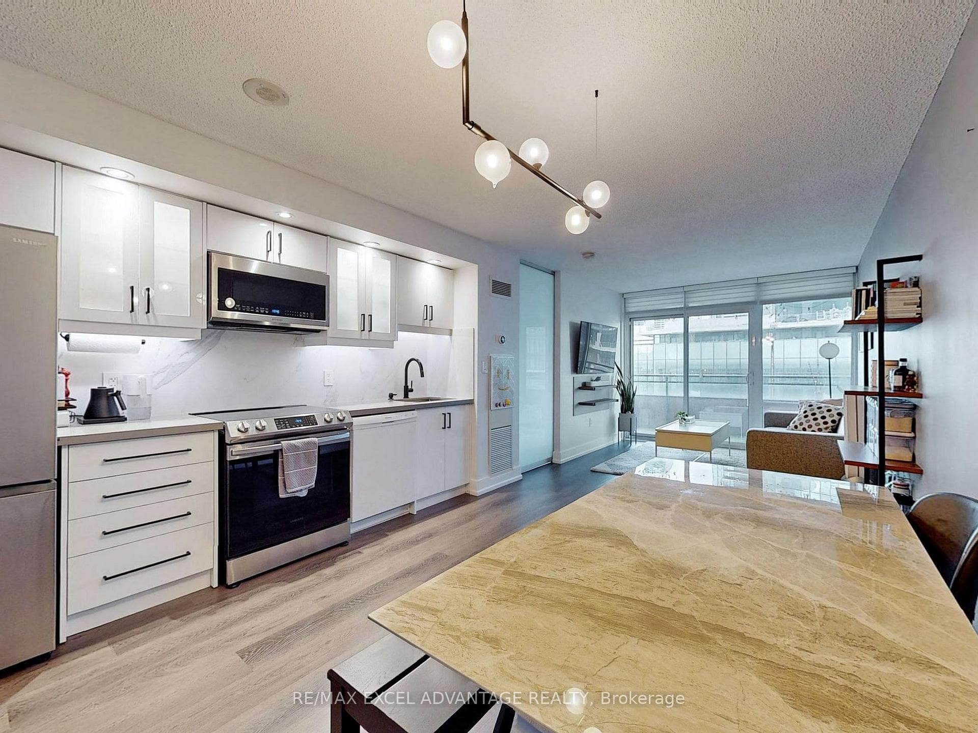 4K Spadina Avenue Unit 1509, Downtown Toronto / Waterfront, ON M5V 3Y9 - Photo 1