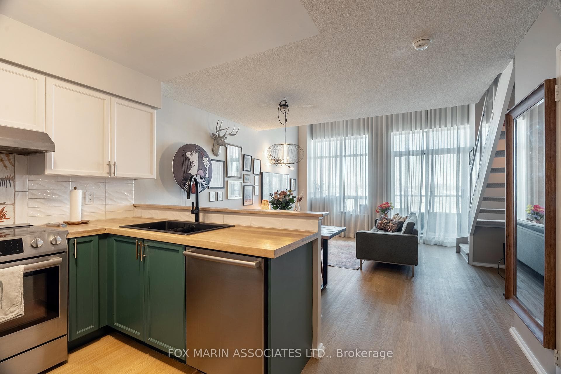 200 Manitoba Street Unit 425, Liberty Village / Parkdale / South Parkdale, ON M8Y 3Y9 - Photo 1