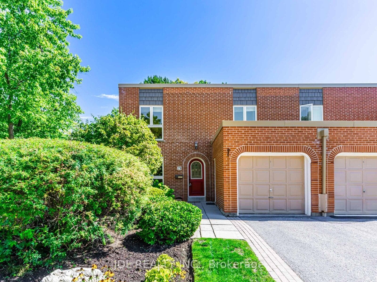 29 Scenic Mill Way Unit 217, Bridle Path / York Mills / Hoggs Hollow, ON M2L 1S4 - Photo 1