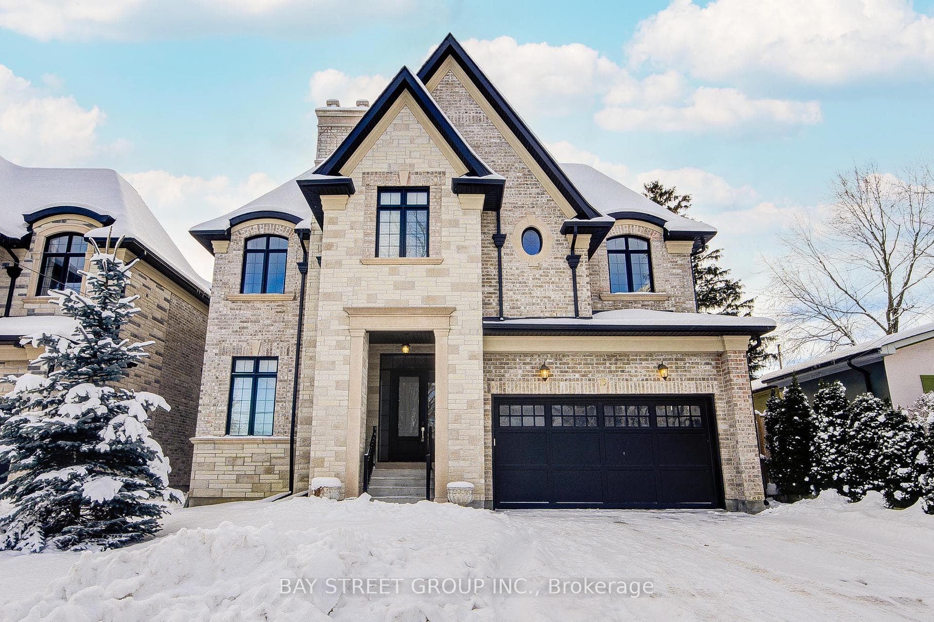 75 Douglas Road, Richmond Hill, ON L4E 3H1 - Photo 1
