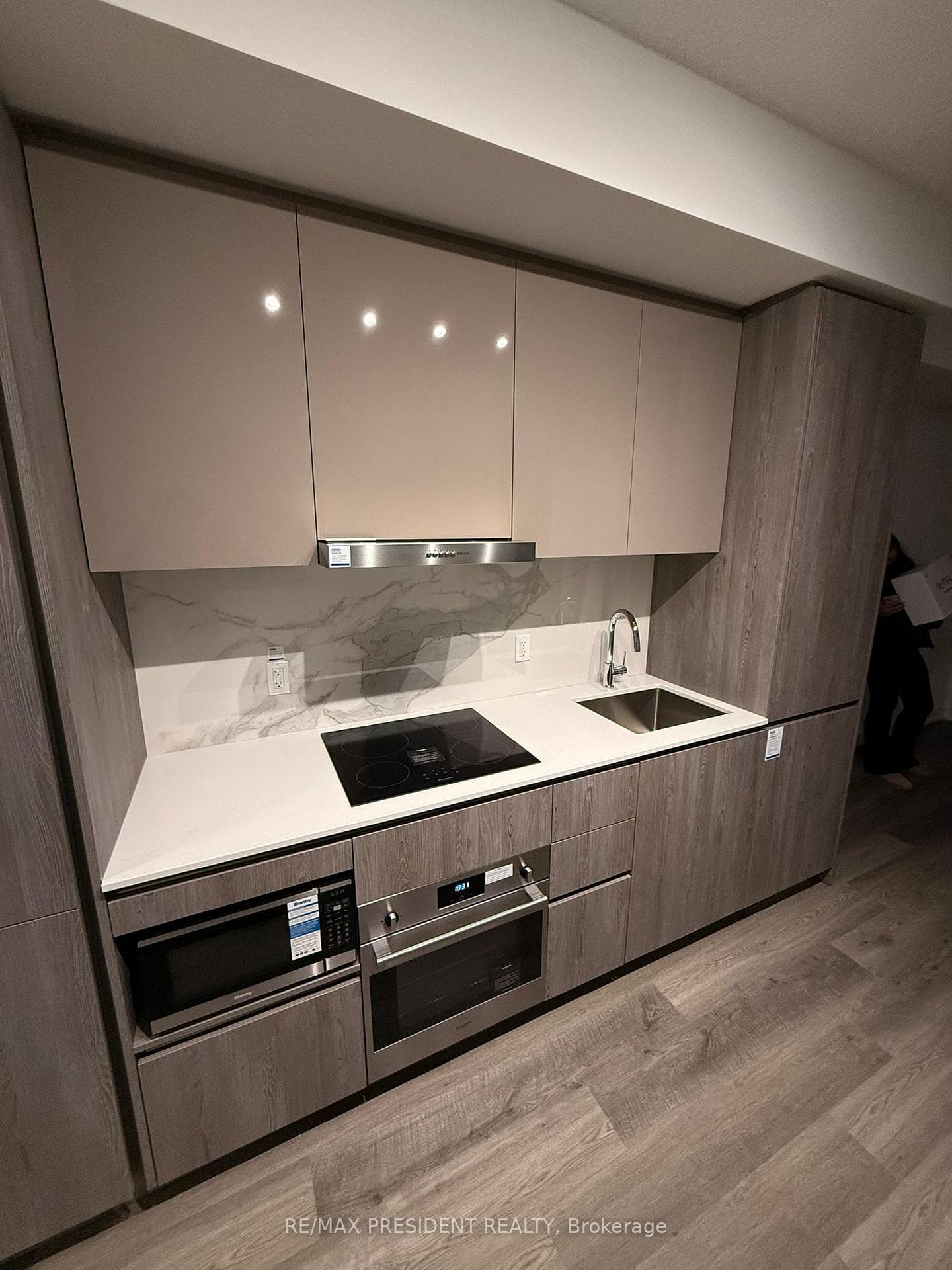 8 Interchange Way Unit 3107, Vaughan
