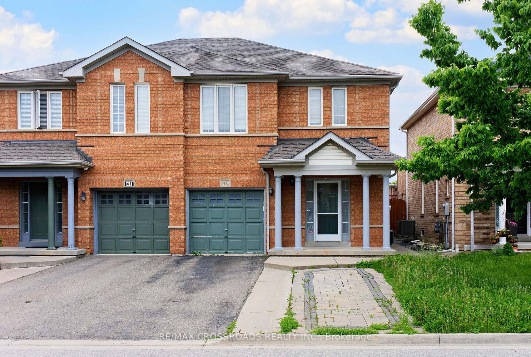 39 Dunure Crescent, Brampton, ON L7A 2Y6 - Photo 1