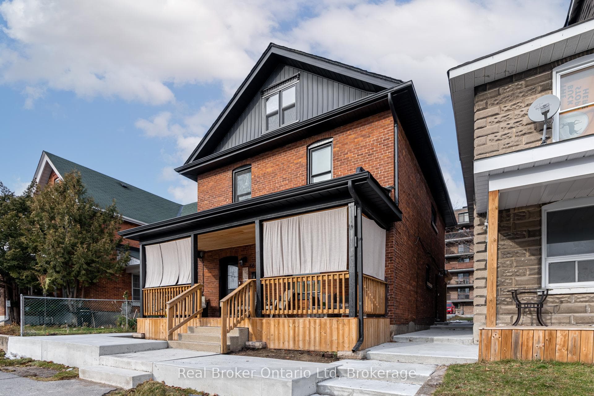 66 Nottawasaga Street, Orillia, ON L3V 3J4 - Photo 1