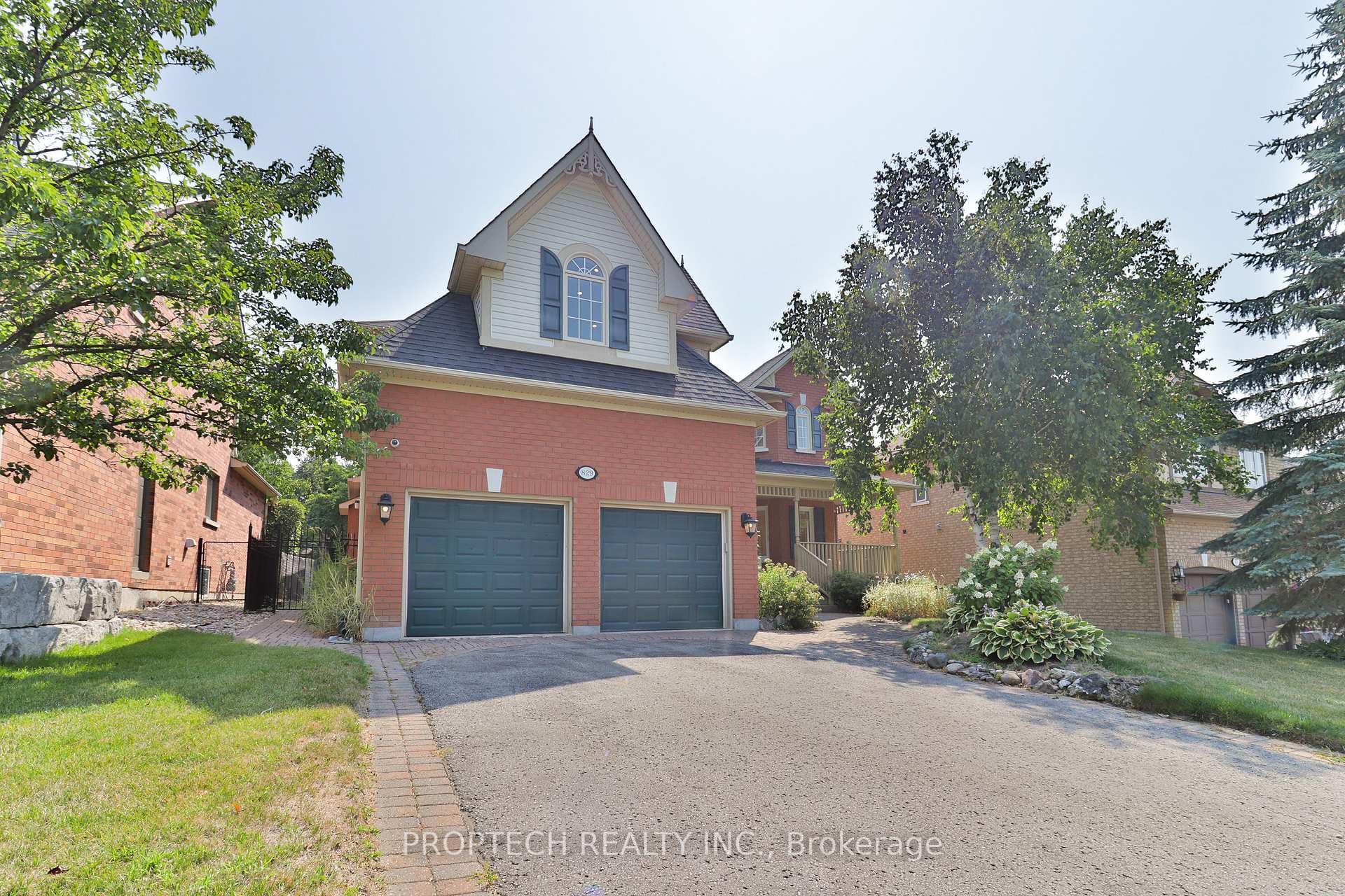 829 Quantra Crescent, Newmarket, ON L3X 1M8 - Photo 1