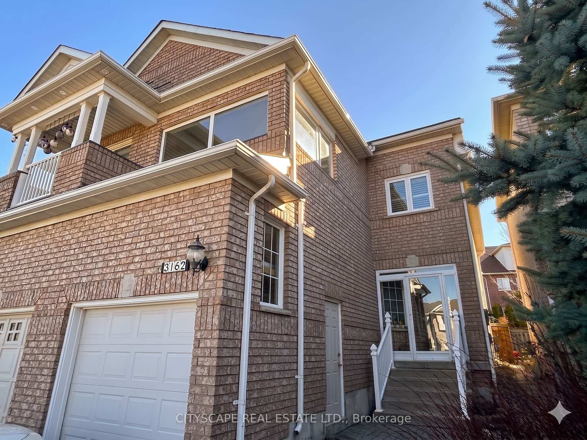 3162 Pearwood Place, Mississauga, ON L5B 4H1 - Photo 1