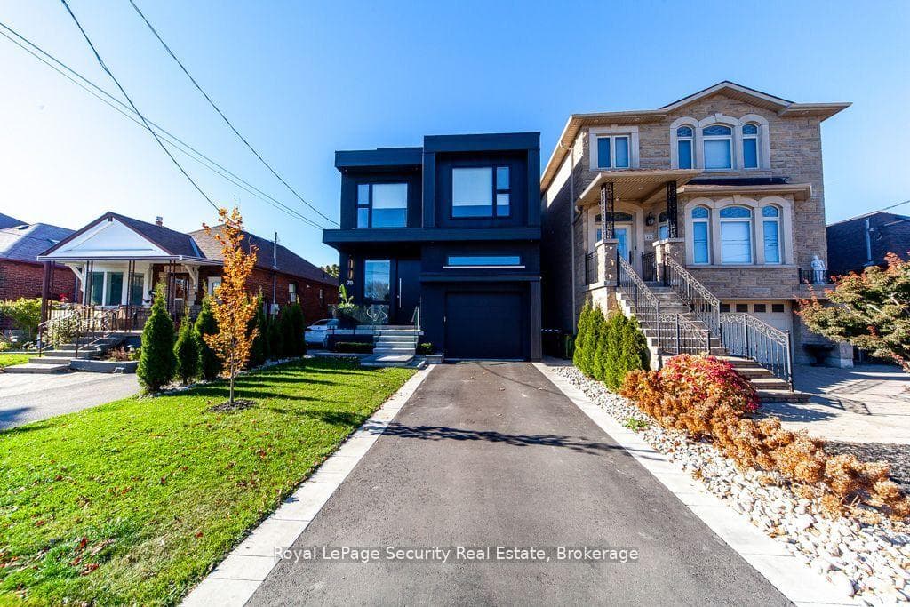 70 Chamberlain Avenue, York / Weston, ON M6E 4K1 - Photo 1