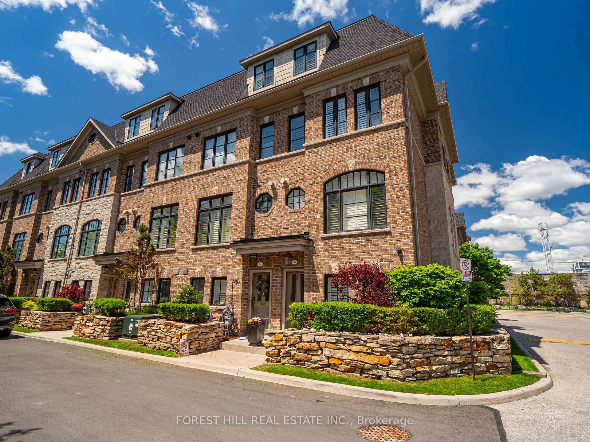 78 Cormier Heights, Liberty Village / Parkdale / South Parkdale, ON M8W 4S5 - Photo 1