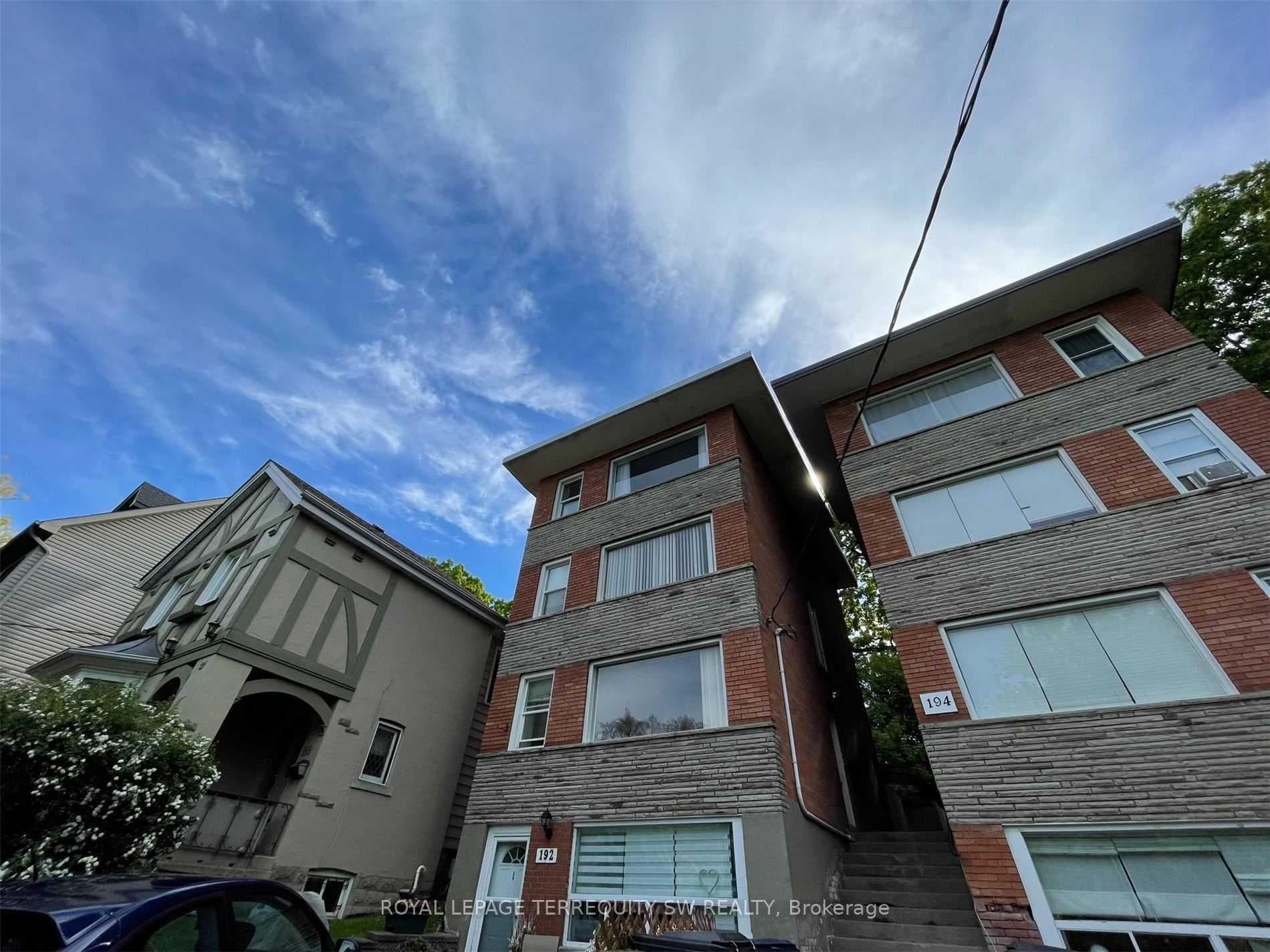 192 Kenilworth Avenue Unit 3, Toronto E02