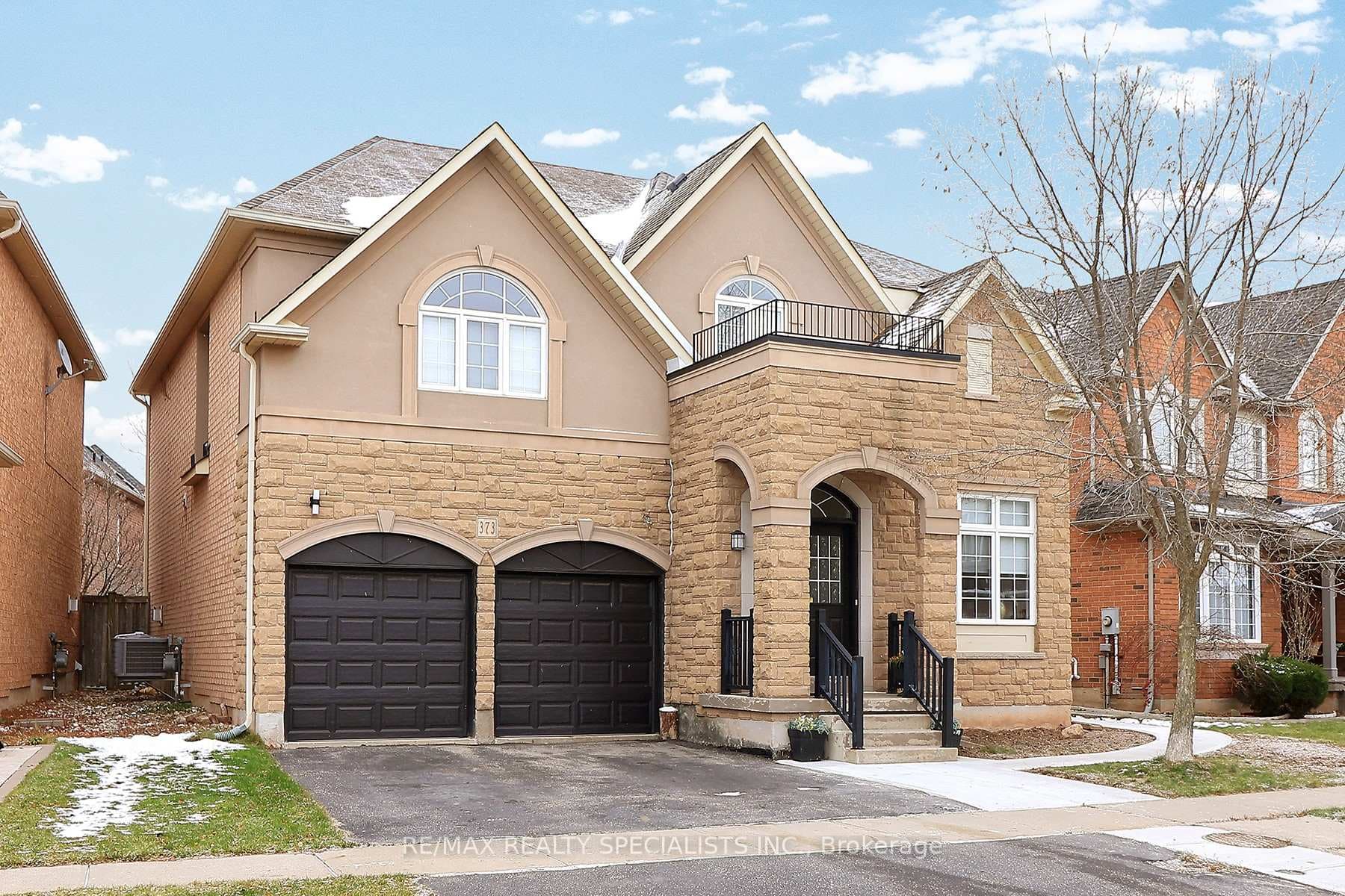373 CREEK PATH Avenue, Oakville, ON L6L 6X3 - Photo 1
