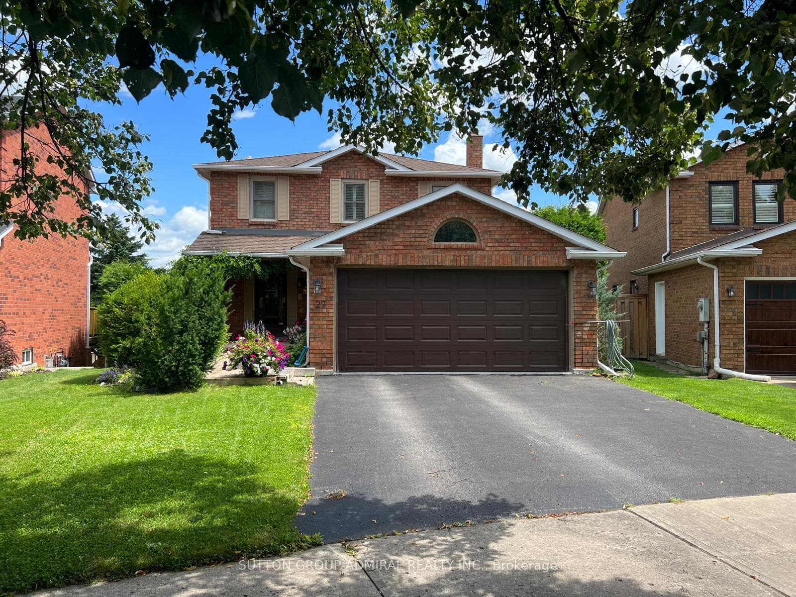 27 Dawson Crescent, Aurora, ON L4G 4T7 - Photo 1