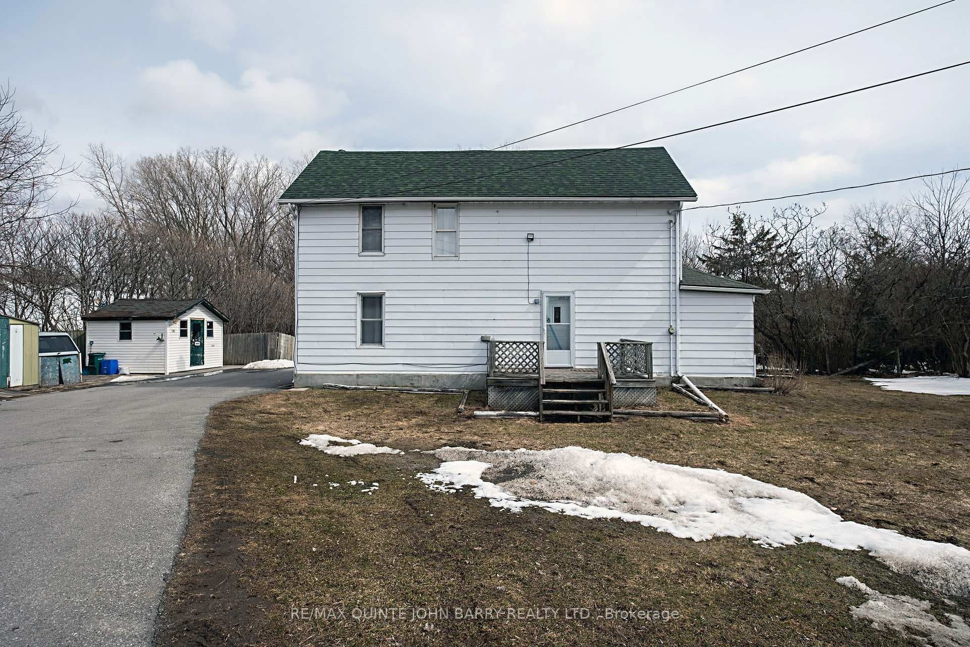 115 Dufferin Avenue, Quinte West, ON K8V 5E2 - Photo 1