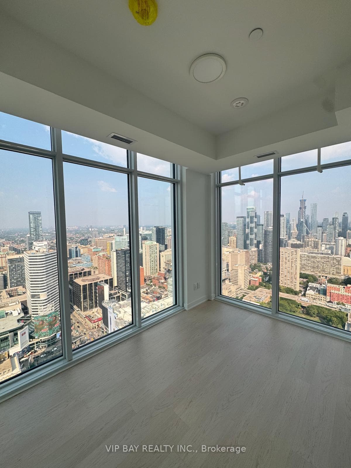 252 Church Street Unit PH03, Regent Park / Cabbagetown / St. James Town, ON M5B 0E6 - Photo 1