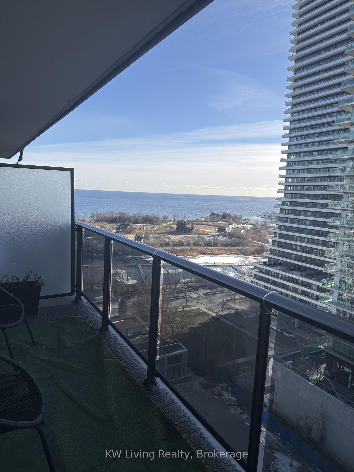 70 Annie Craig Drive Unit 1408, Liberty Village / Parkdale / South Parkdale, ON M8V 0G2 - Photo 1