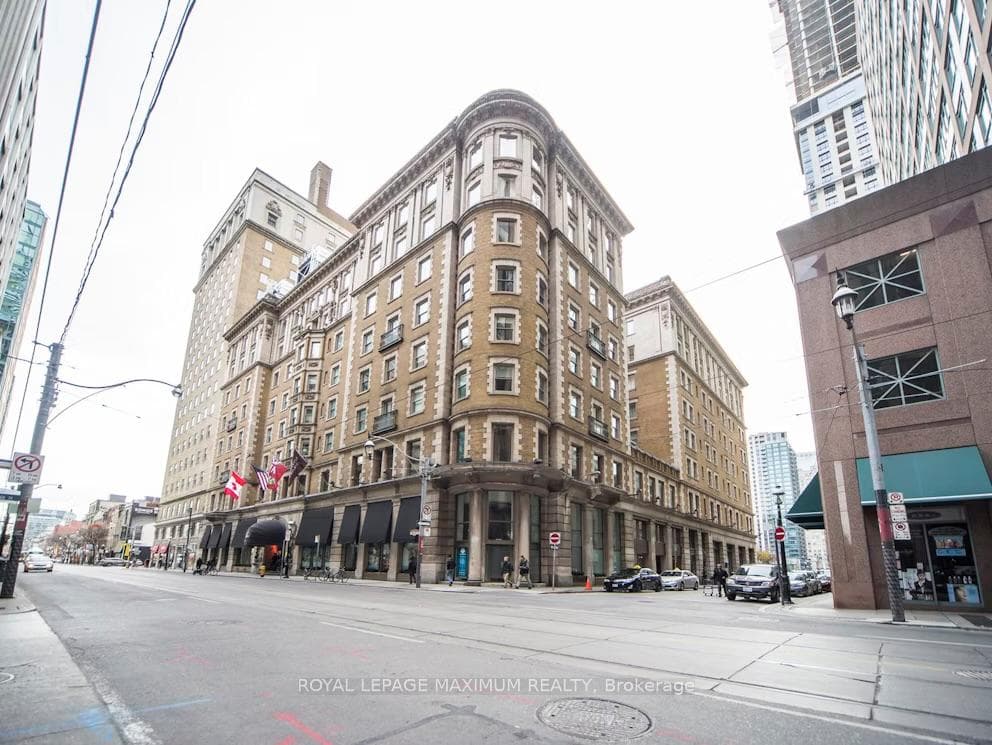 22 Leader Lane Unit 326, Toronto C08