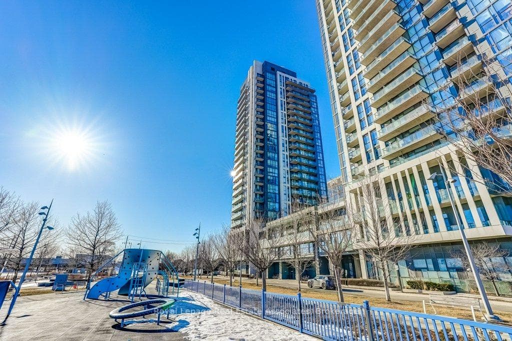 15 Zorra Street Unit 209, Etobicoke (Islington / Rexdale), ON M8Z 4Z6 - Photo 1