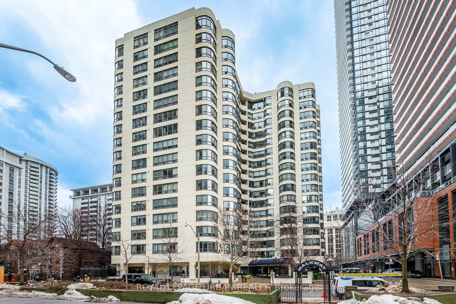 25 Maitland Street Unit 505, Toronto C08