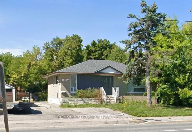 10516 Bayview Avenue Unit Bachelor, Richmond Hill, ON L4C 3N7 - Photo 1