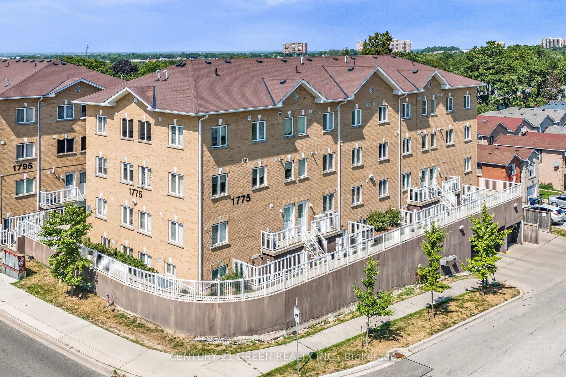 1775 MARKHAM Road Unit 108, Scarborough (Morningside / West Hill), ON M1B 2Z7 - Photo 1