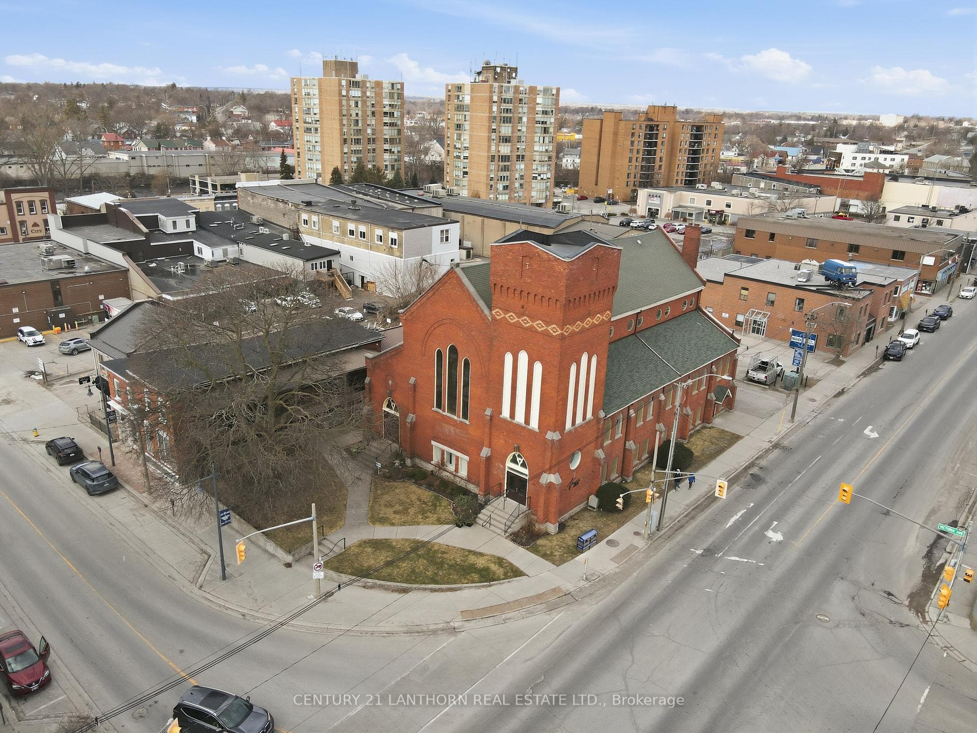 34 Victoria Avenue, Belleville, ON K8N 1Z4 - Photo 1