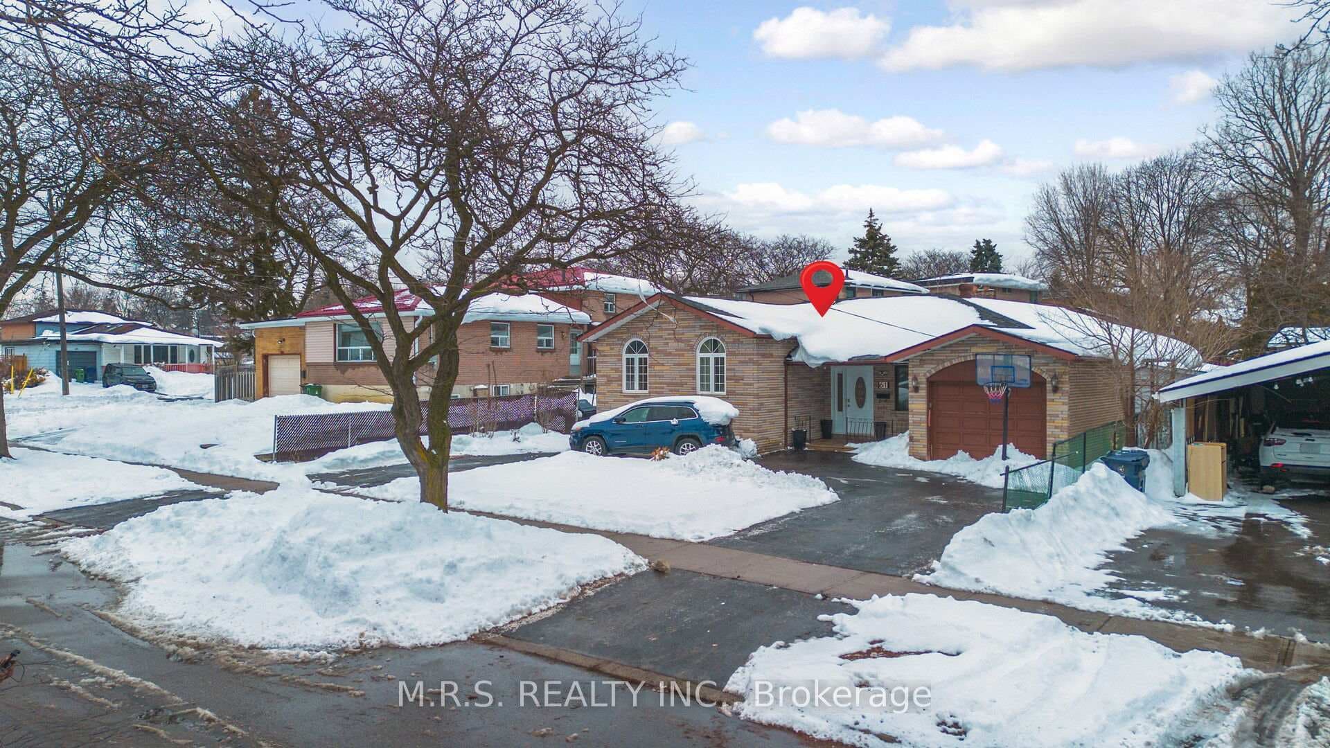 61 Bloomington Crescent, Downsview / Black Creek, ON M3N 1R2 - Photo 1
