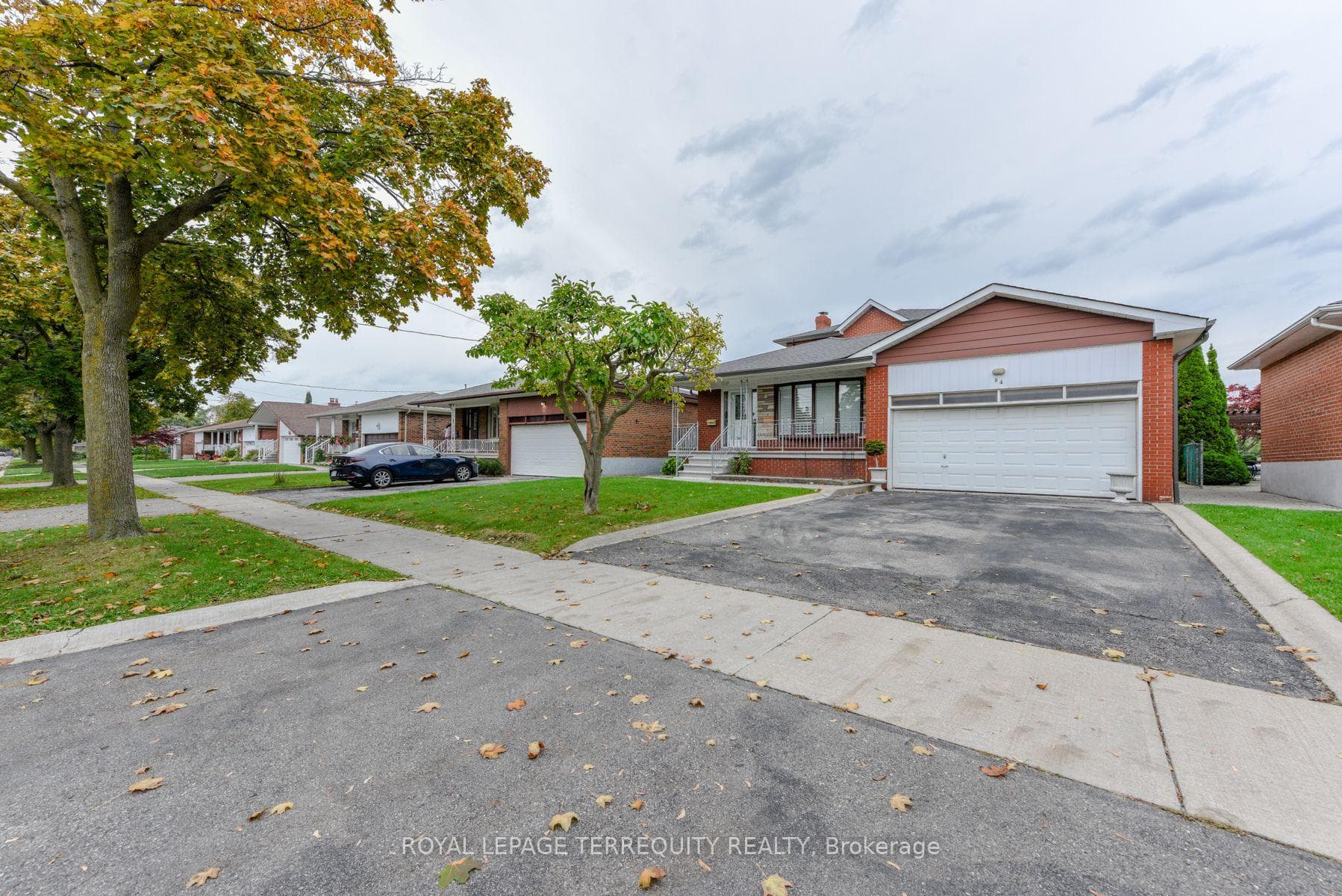 94 Melbert Road, Etobicoke (Islington / Rexdale), ON M9C 3R1 - Photo 1