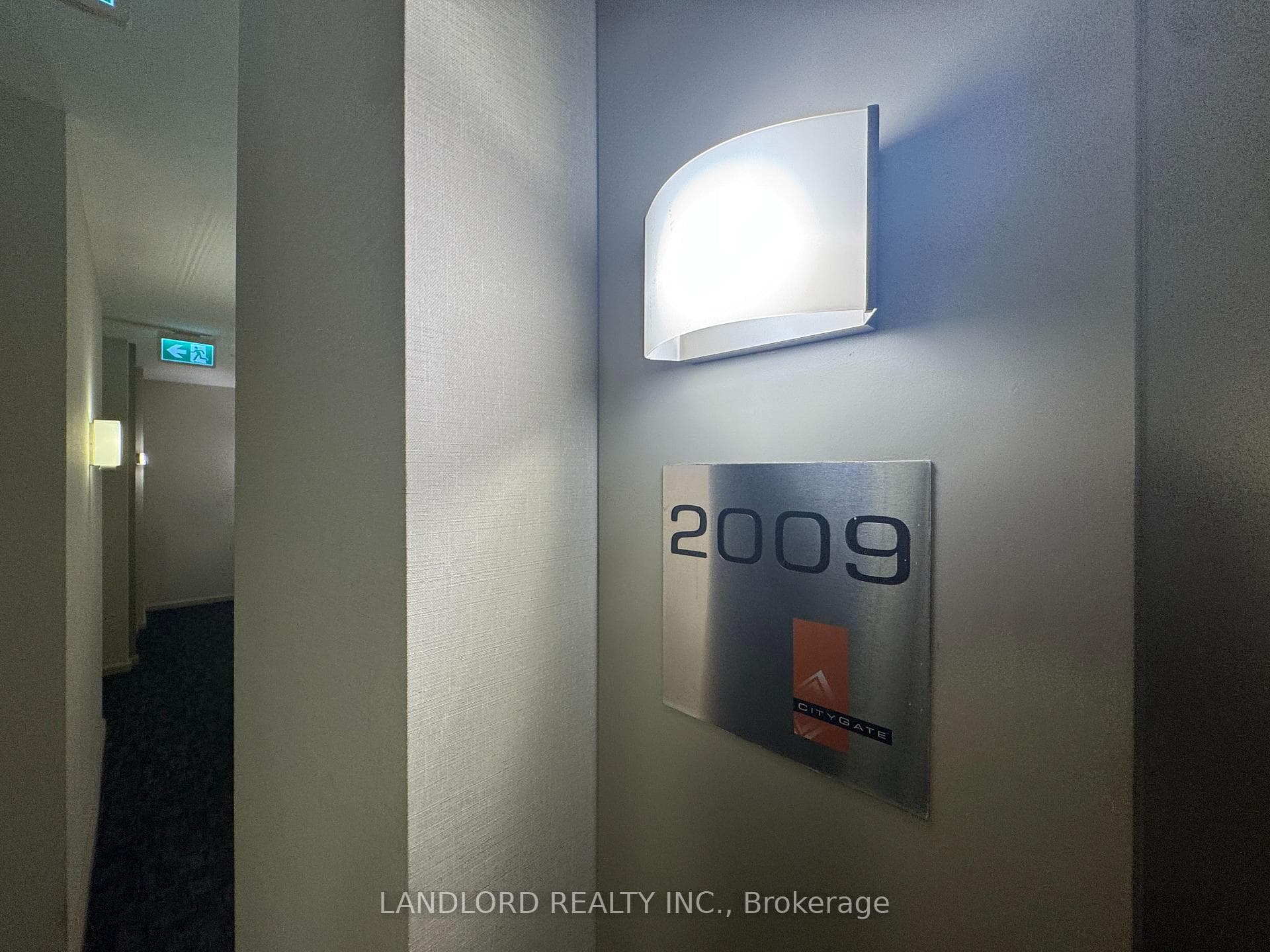 220 Burhamthorpe Road Unit 2009, Mississauga, ON L5B 4N4 - Photo 1