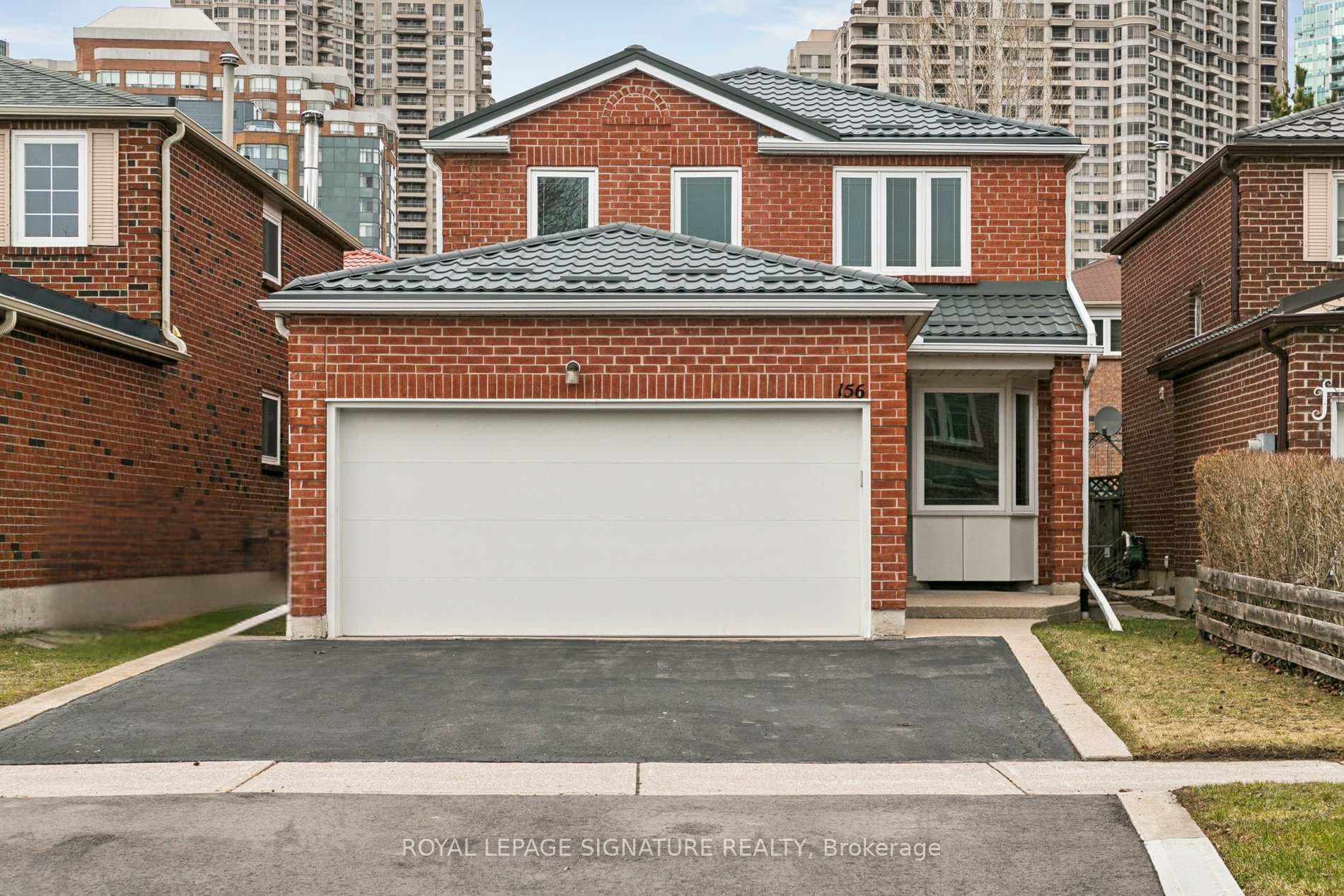 156 Macedonia Crescent, Mississauga, ON L5B 3J5 - Photo 1