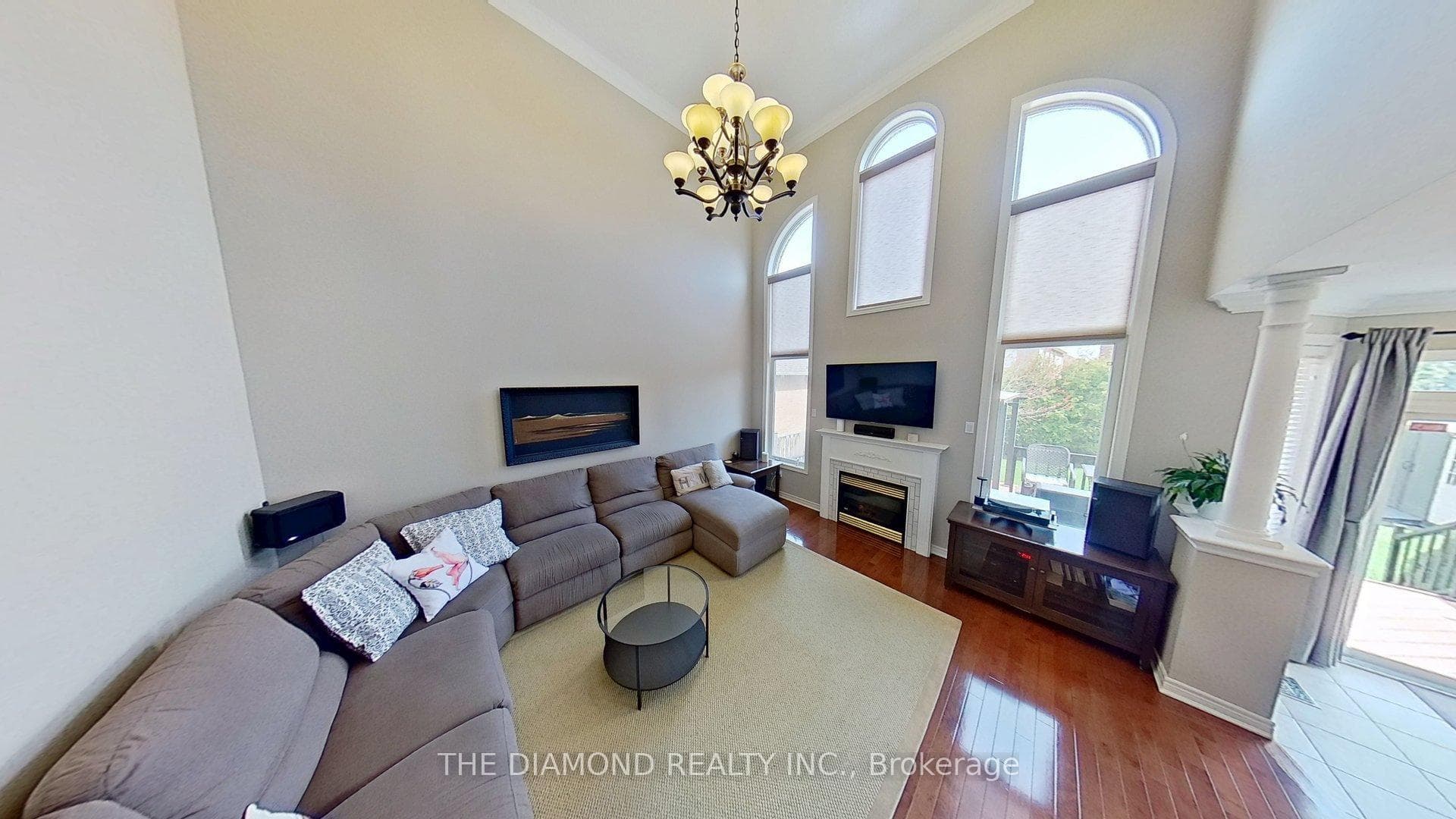 9 Amos Court, Markham