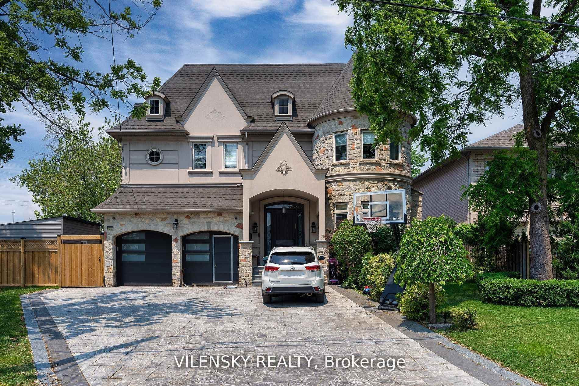 144 Birch Avenue Unit 1, Richmond Hill, ON L4C 6C7 - Photo 1