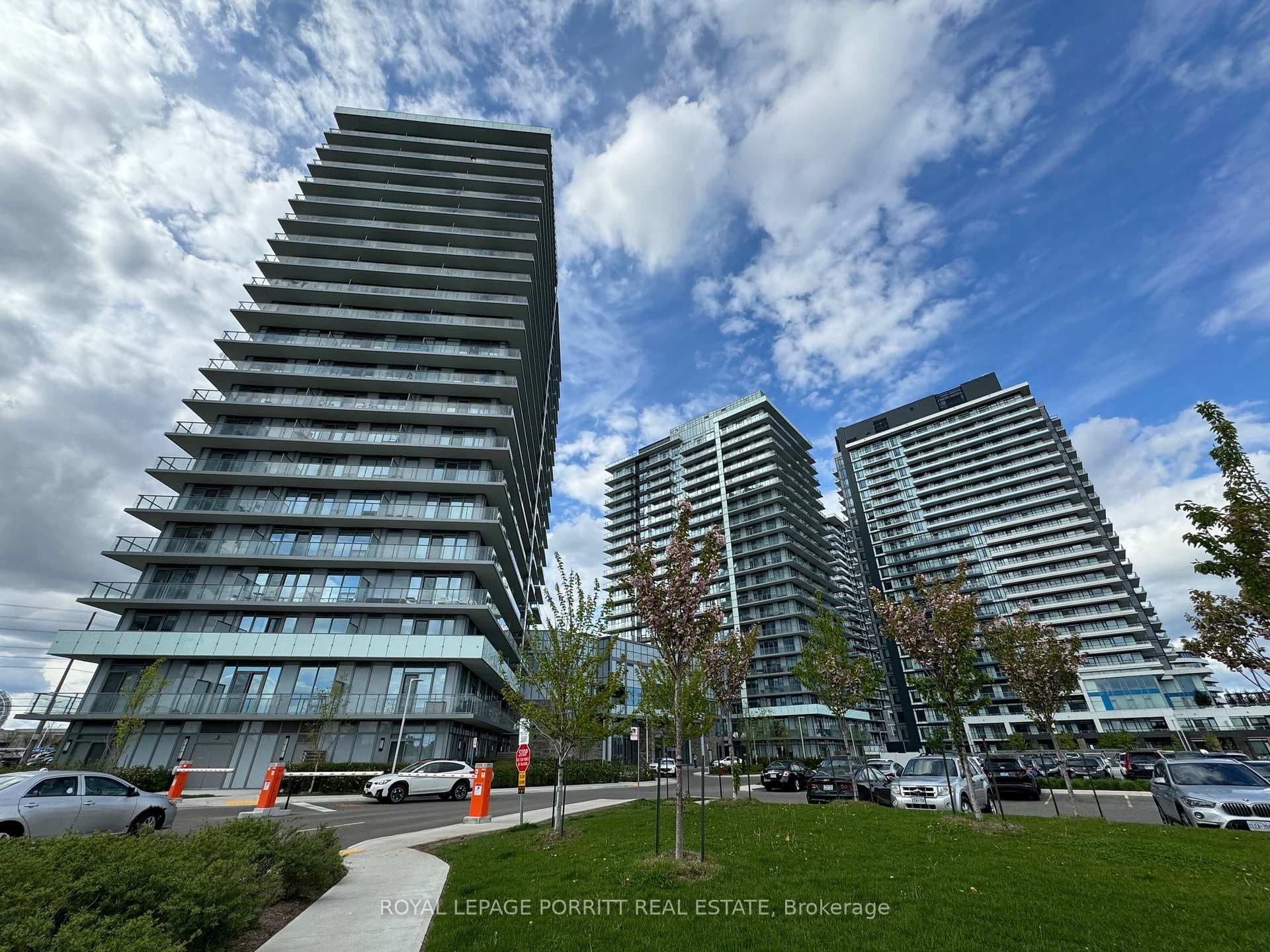 4675 Metcalfe Avenue Unit 1406, Mississauga