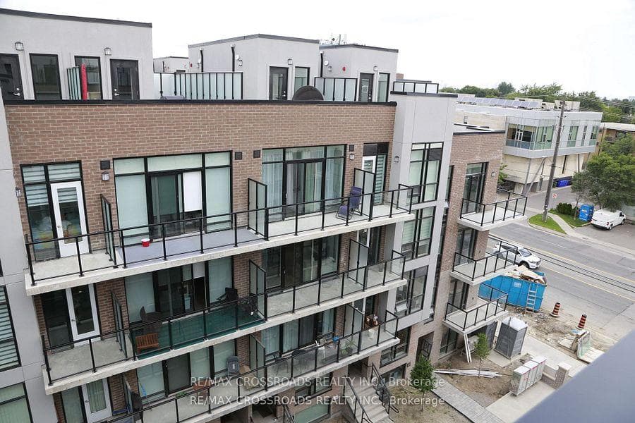 851 Sheppard Avenue Unit 26, North York (Bathurst Manor / Clanton Park), ON M3H 0G2 - Photo 1
