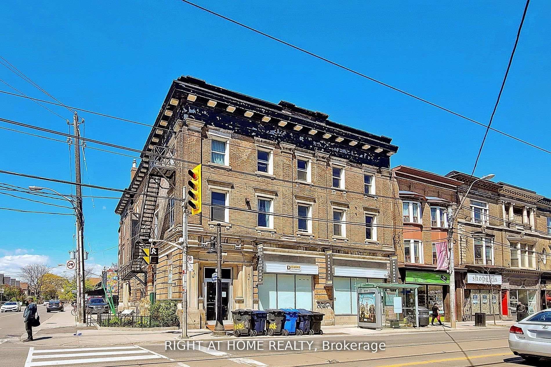 1346 Queen Street, High Park / Junction / Roncesvalles, ON M6K 1L4 - Photo 1