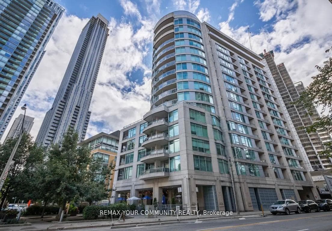 8 Scollard Street Unit 606, Annex / Yorkville / Summerhill, ON M5R 1M2 - Photo 1