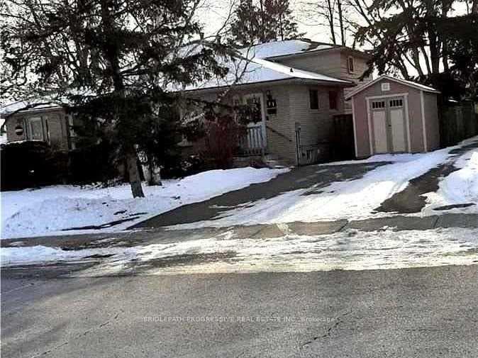 11 Mcdonald Drive, Aurora, ON L4G 2T4 - Photo 1
