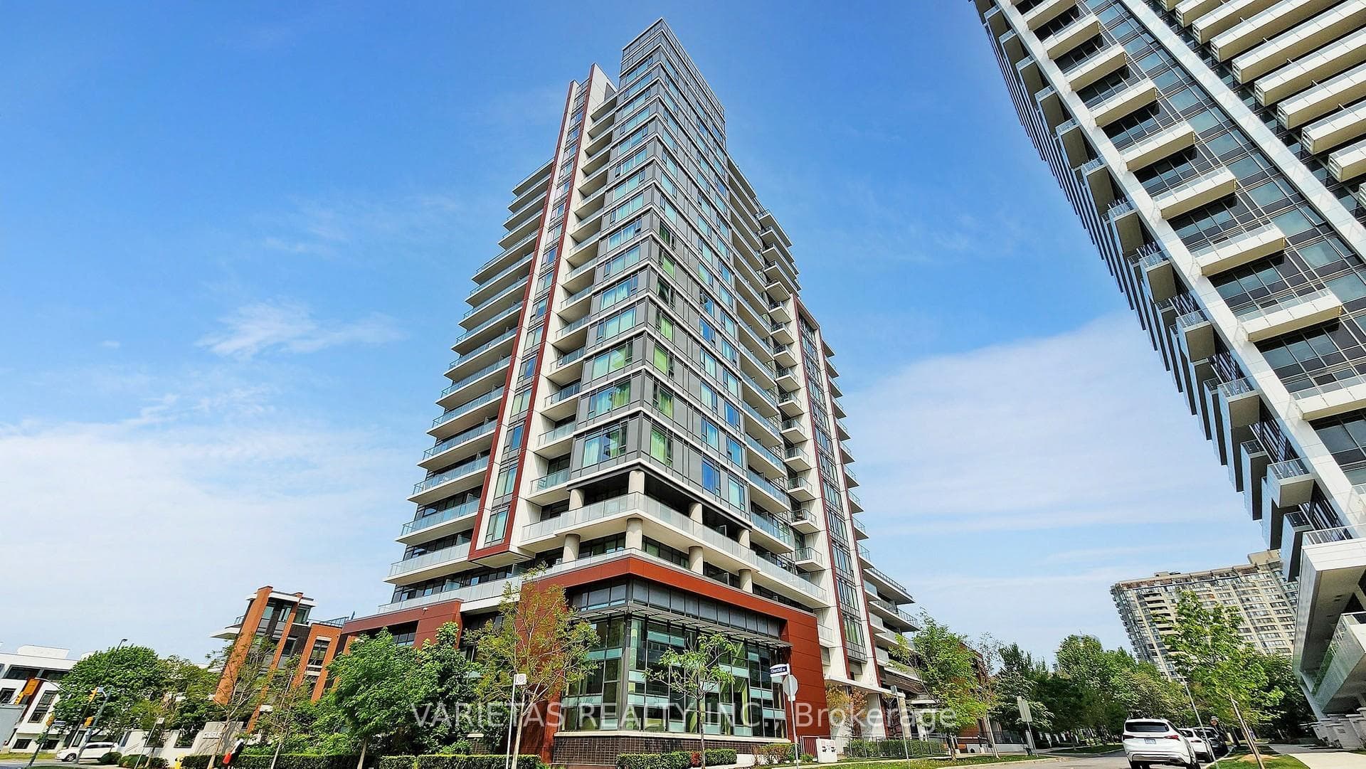 68 Canterbury Place Unit 1012, Thornhill / Willowdale, ON M2N 0H8 - Photo 1