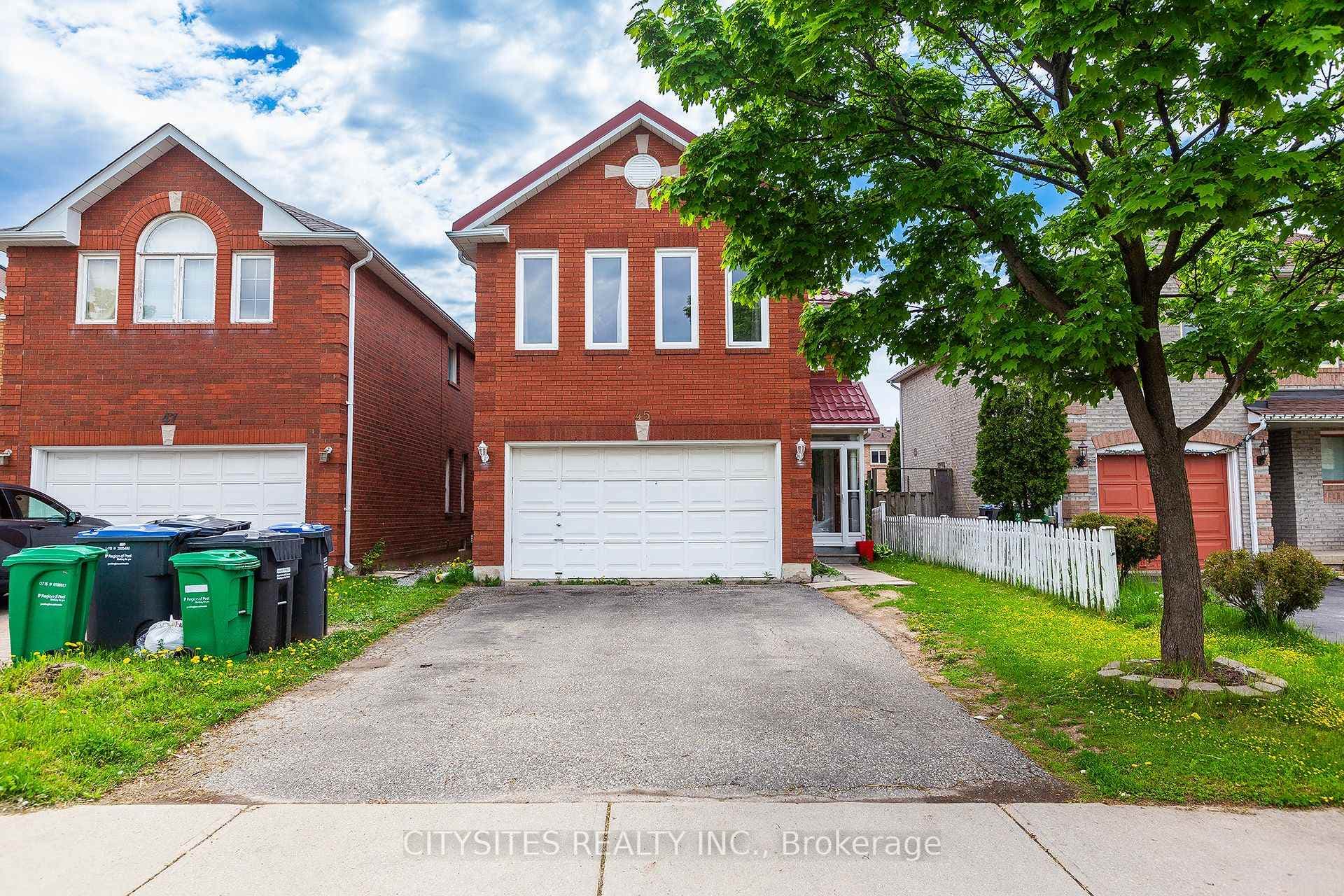 45 Ravenscliffe Court, Brampton