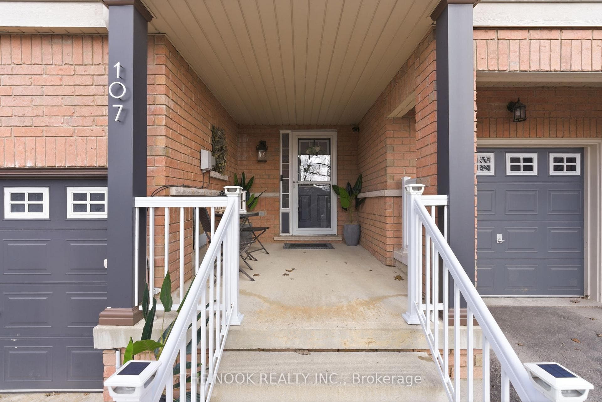 107 Barkdale Way, Whitby, ON L1N 0G2 - Photo 1