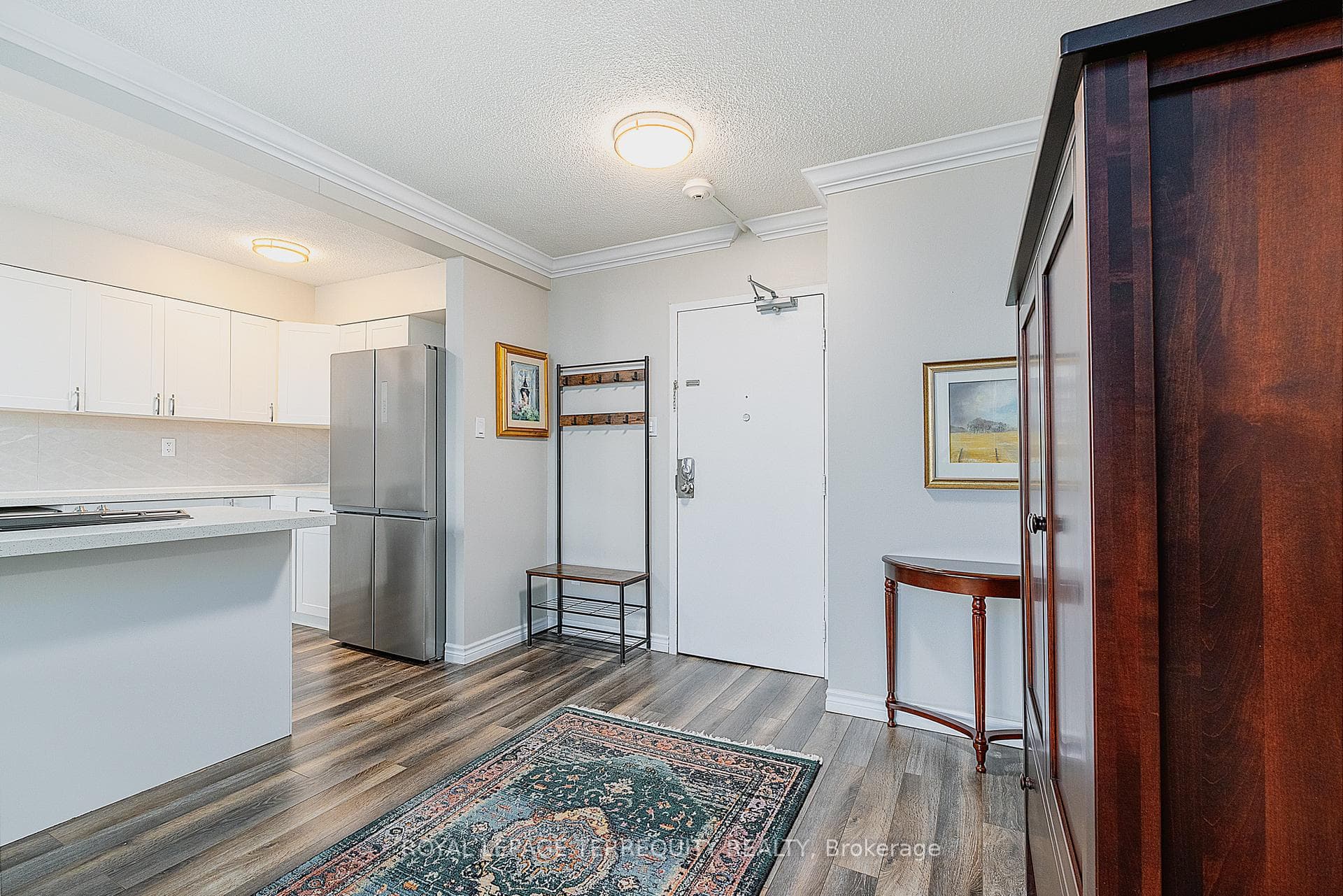 1210 Radom Street Unit 1701, Pickering, ON L1W 2Z3 - Photo 1