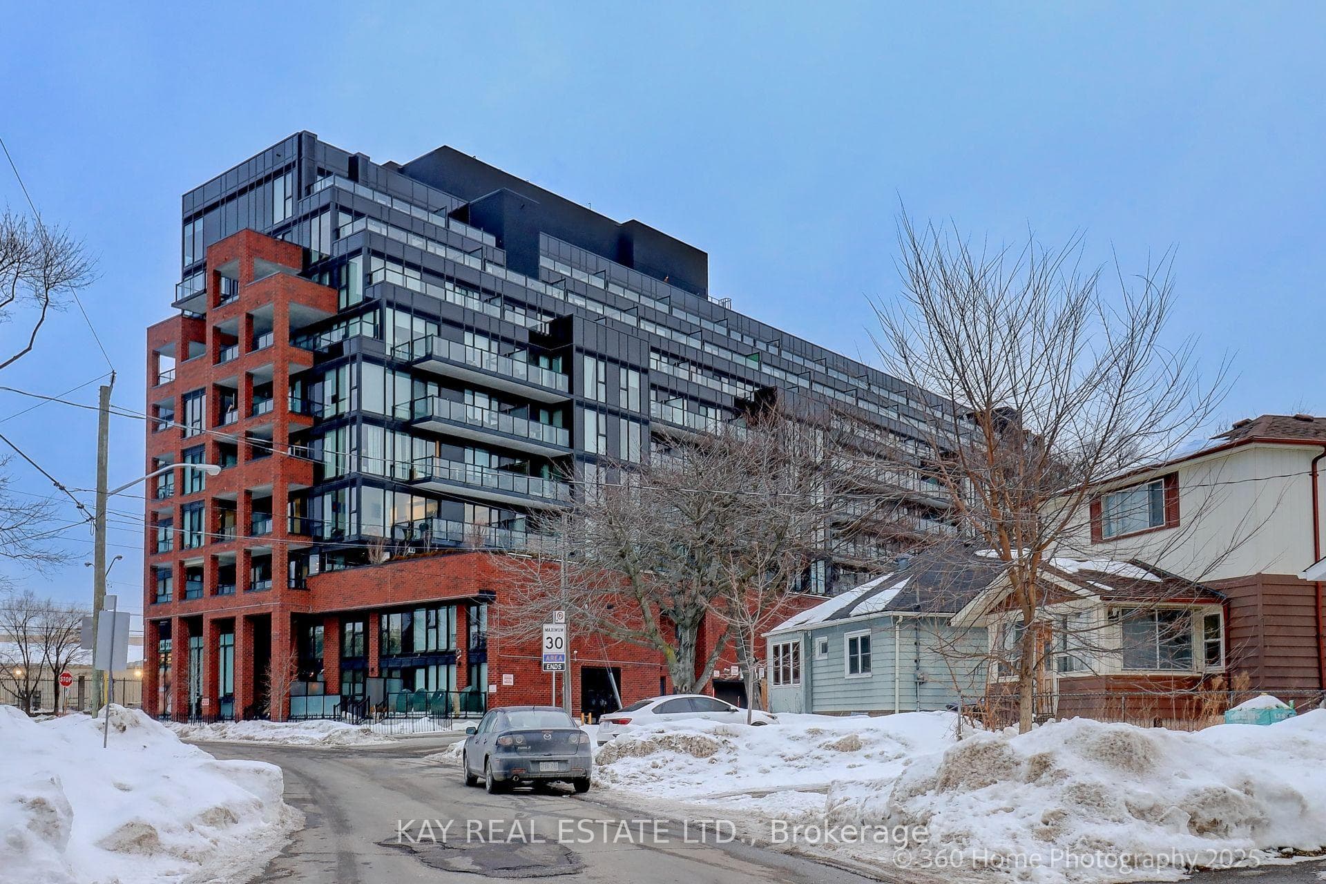 2799 Kingston Road Unit 305, Scarborough Town Centre, ON M1M 1N1 - Photo 1