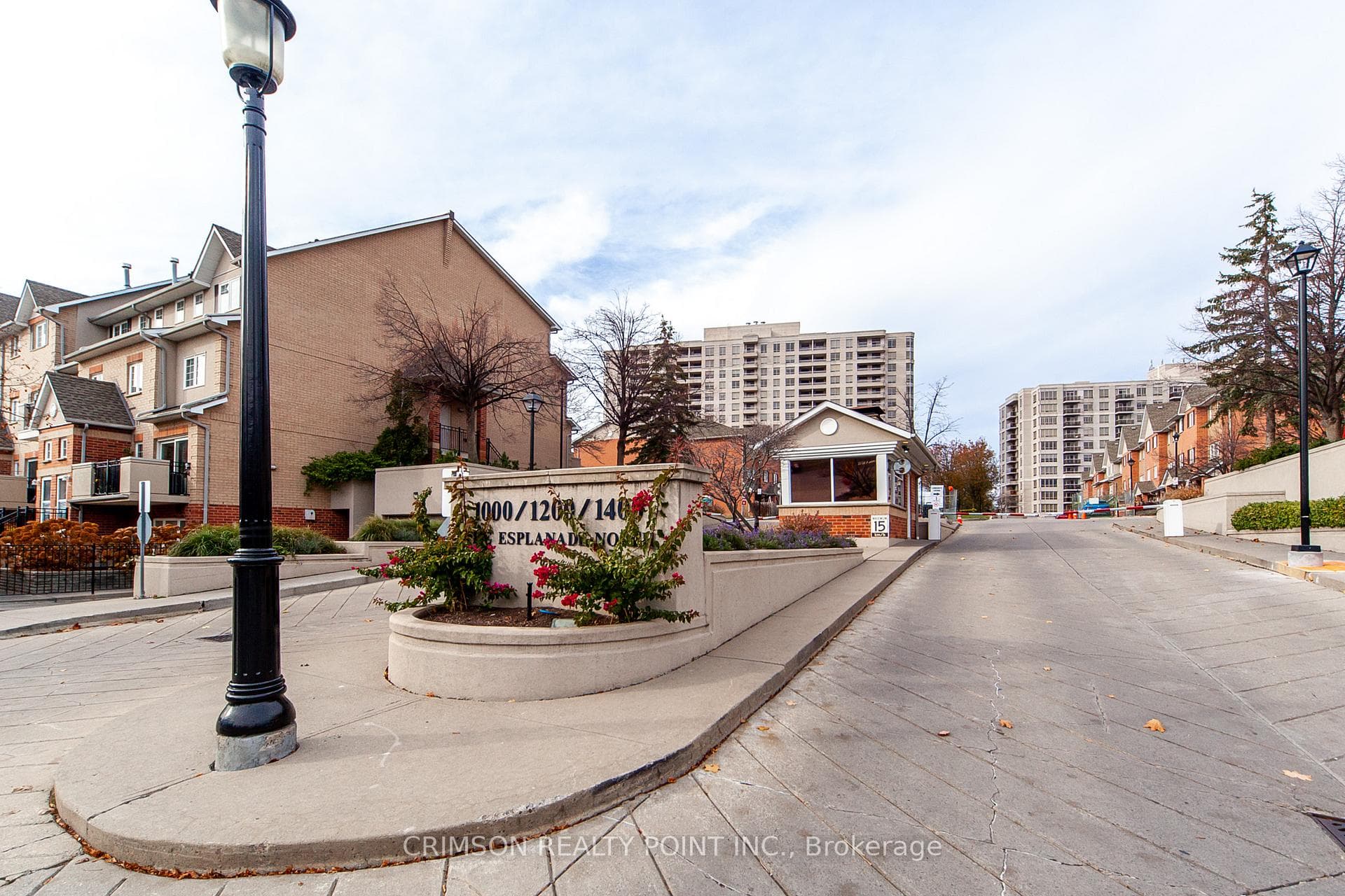 1200 The Esplanade N/A Unit 907, Pickering, ON L1V 6V3 - Photo 1