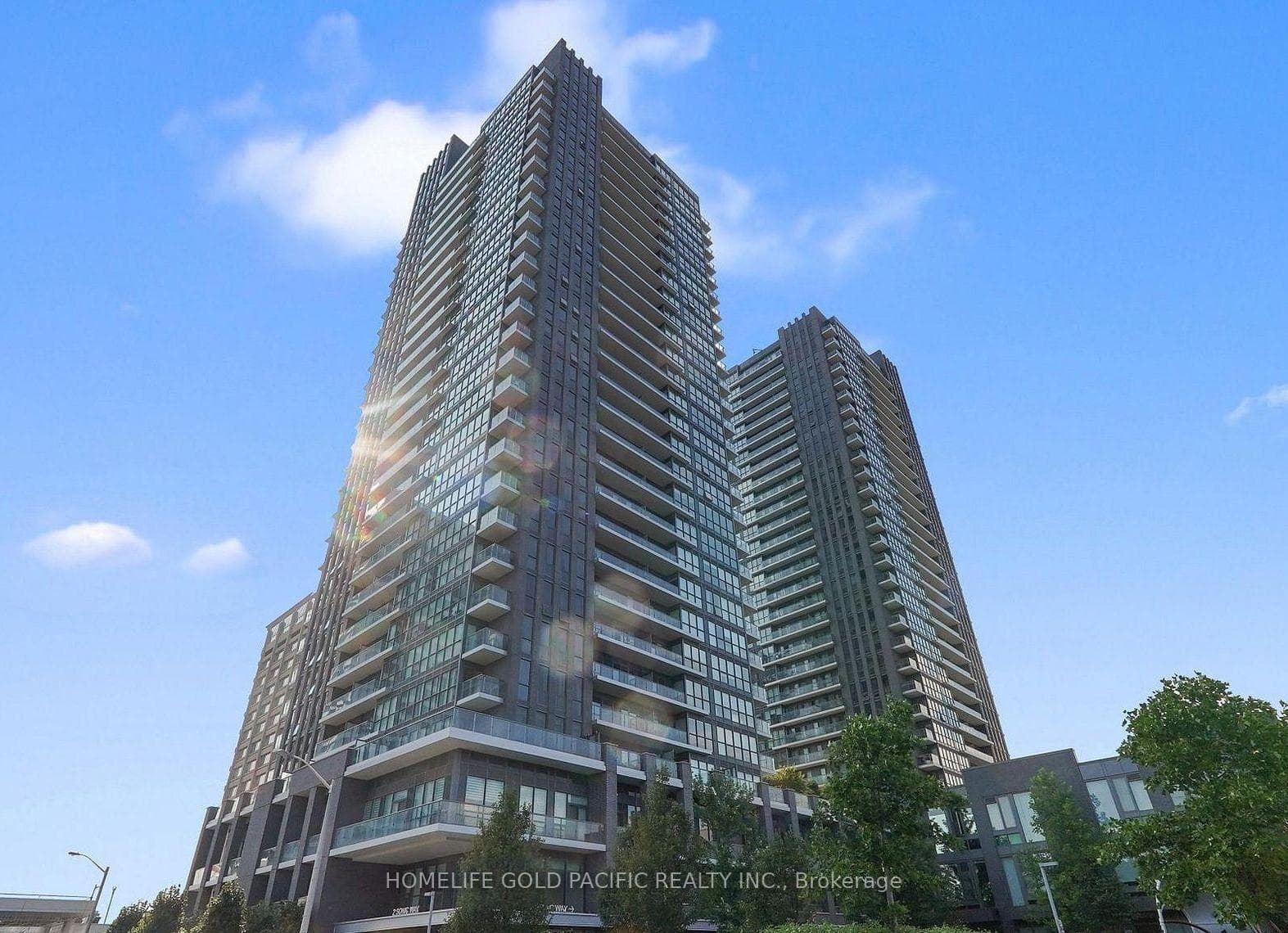 2 Sonic Way Unit 506, Flemingdon Park / Don Mills, ON M3C 0P2 - Photo 1