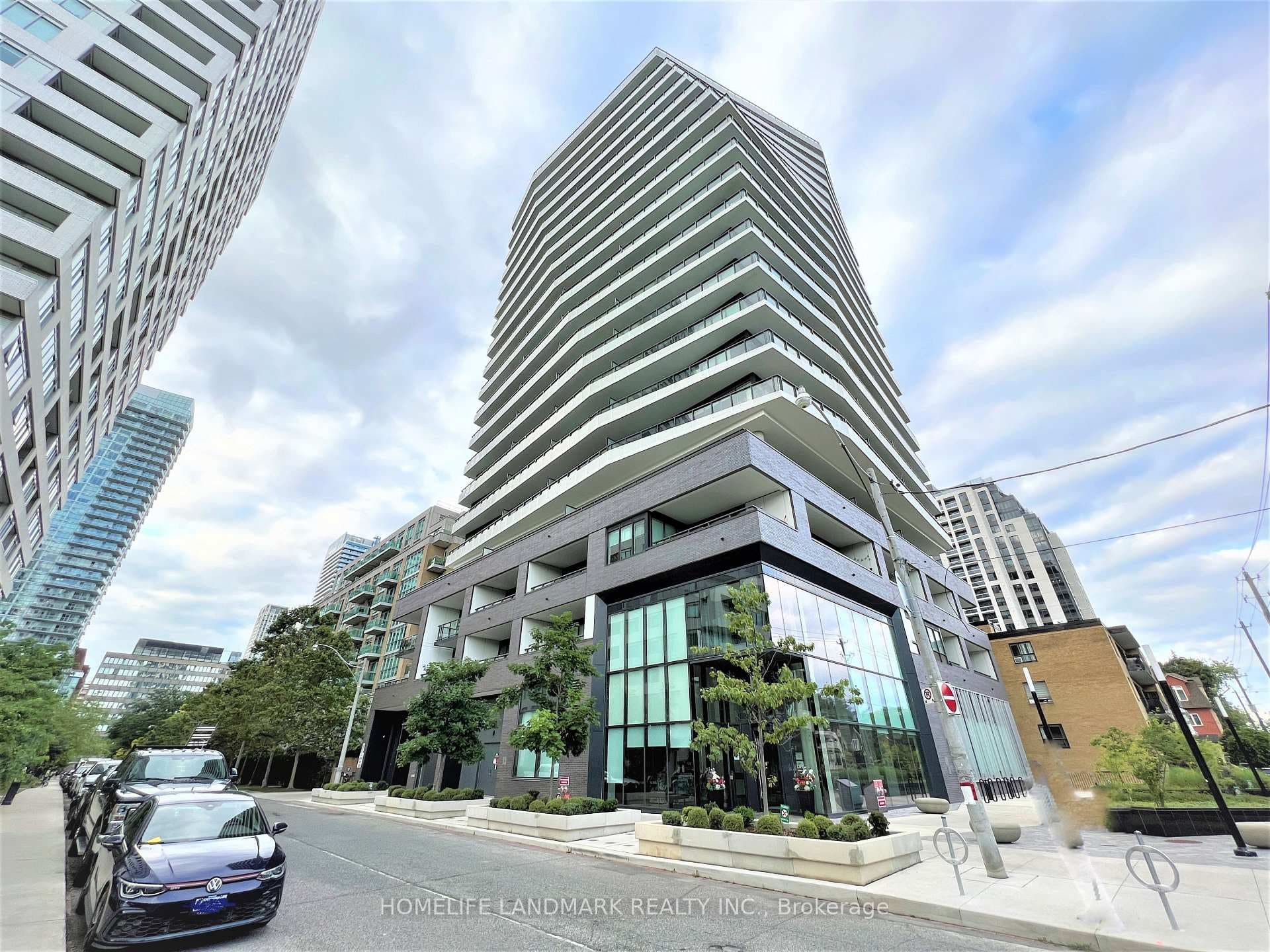 11 Lillian Street Unit 1105, Leaside / Davisville, ON M4S 0C3 - Photo 1