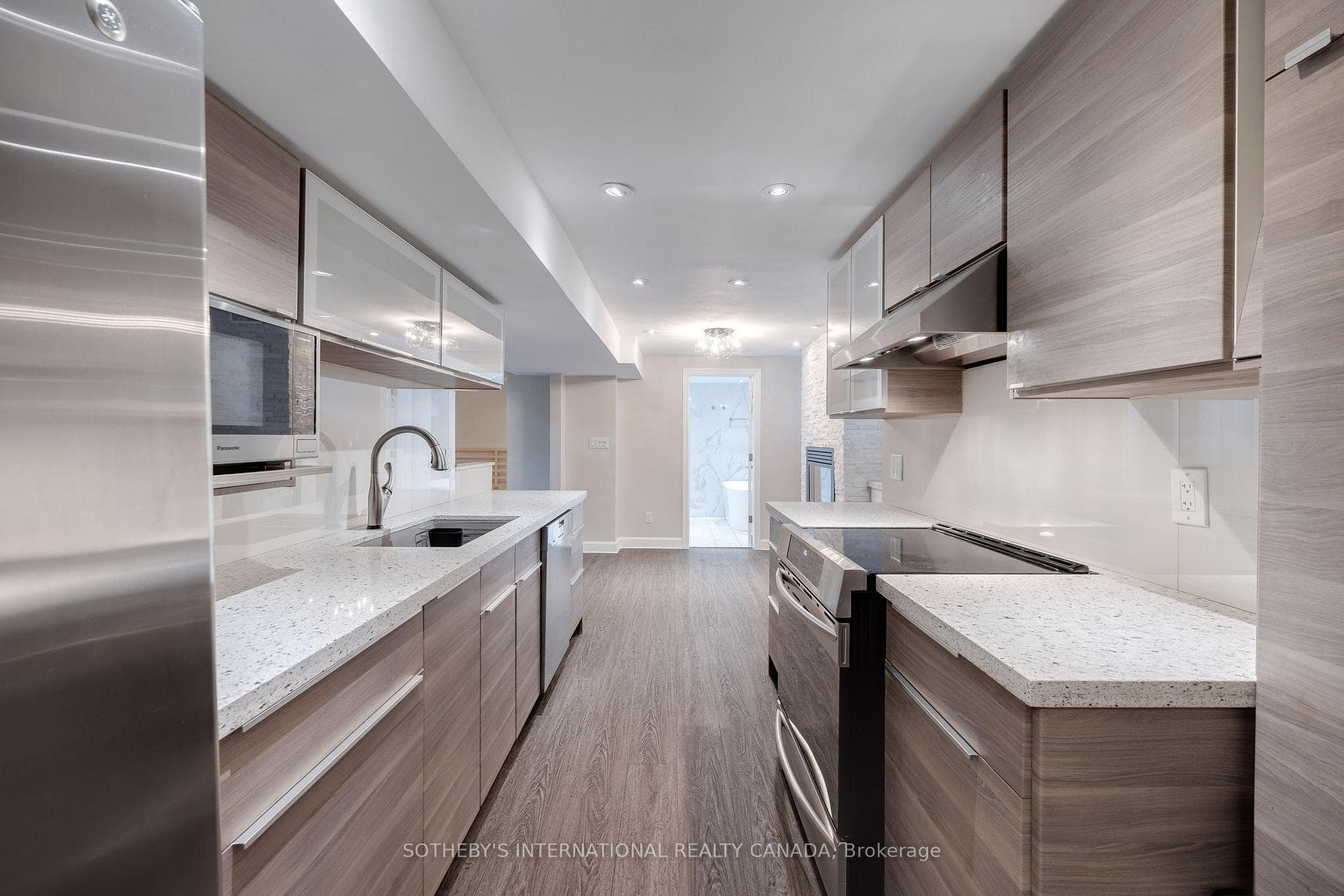 21 Clendenan Avenue Unit Bsmt, Bloor West Village / Swansea, ON M6P 2W4 - Photo 1