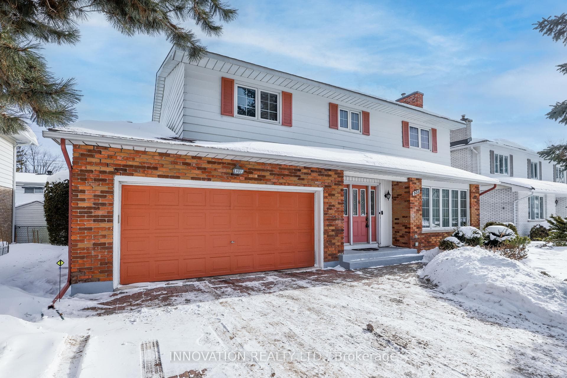 935 Parkhaven Avenue, Britannia Heights - Queensway Terrace N and Area