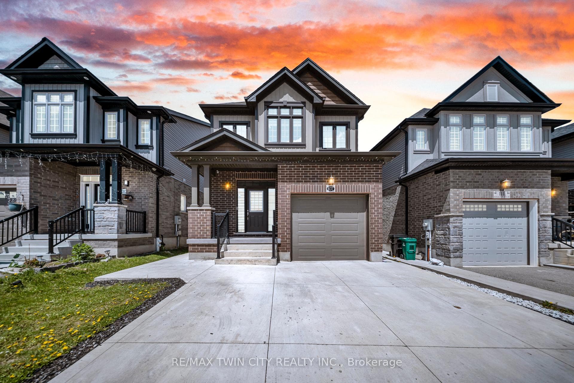 107 Monarch Woods Drive, Kitchener
