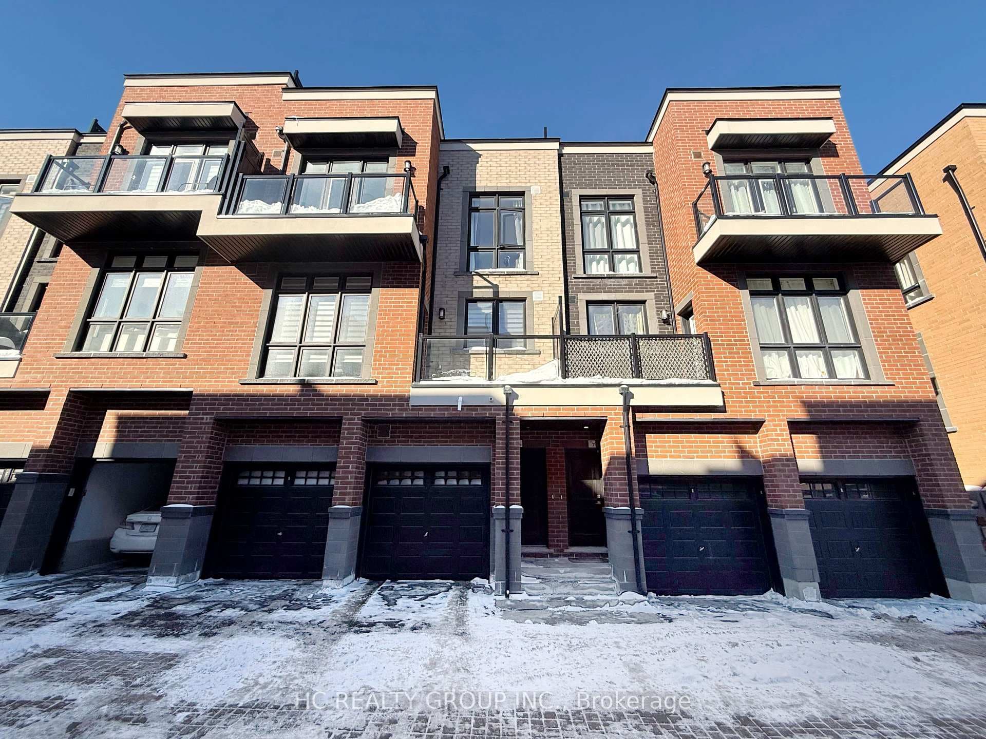 3 bond Crescent Unit 6, Richmond Hill, ON L4E 1J4 - Photo 1