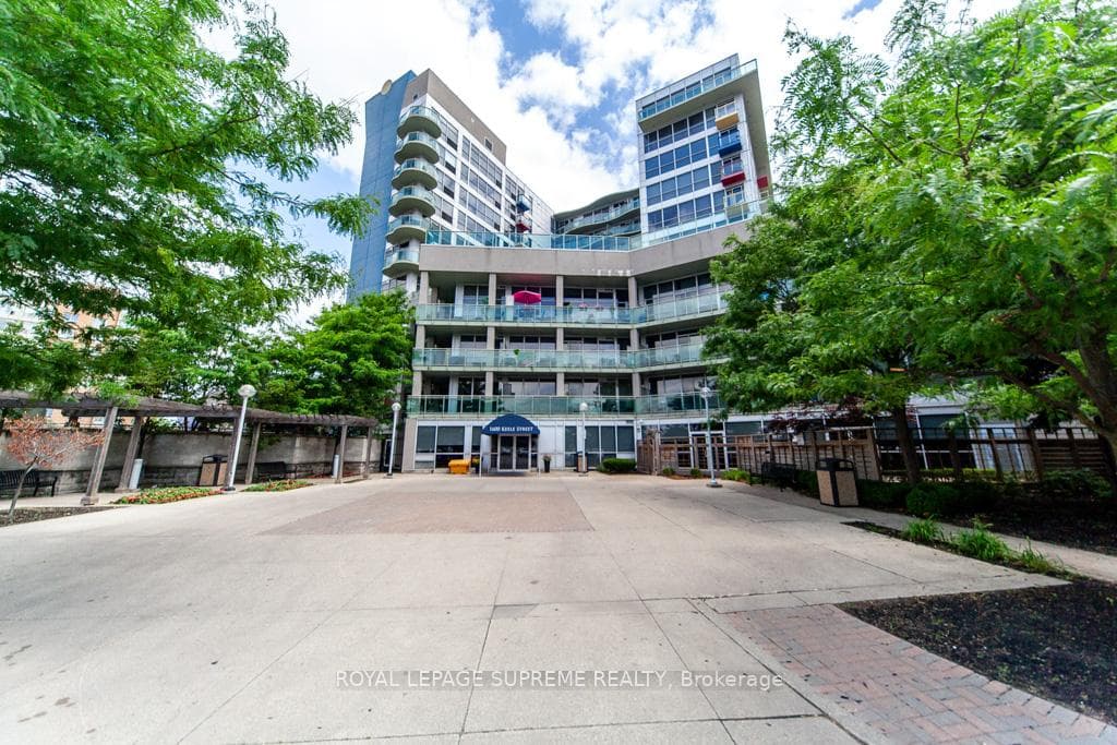 1600 Keele Street Unit 706, Keelesdale / Eglinton West, ON M5H 5T5 - Photo 1