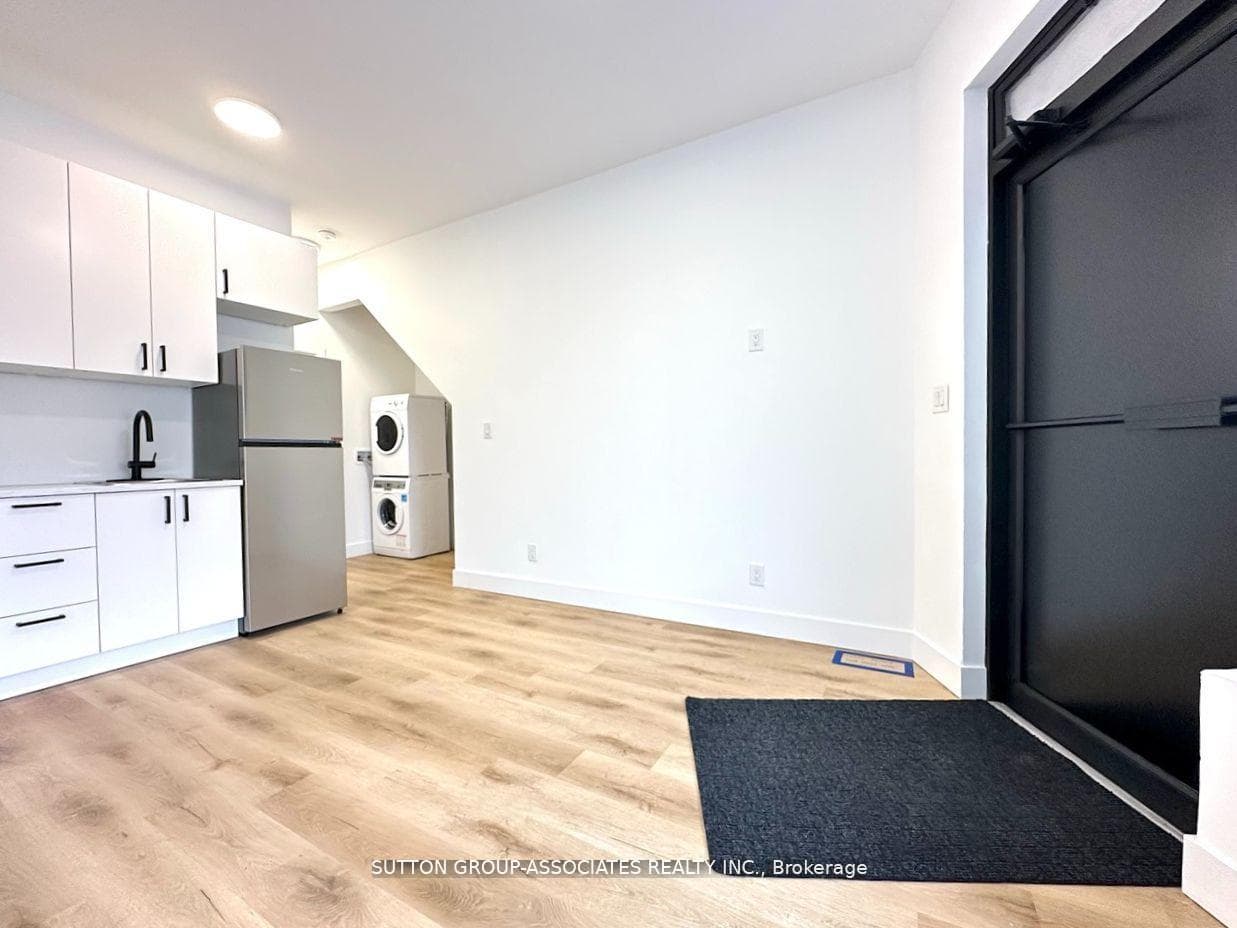 1630 Weston Road Unit 1, York / Weston, ON M9N 1T9 - Photo 1