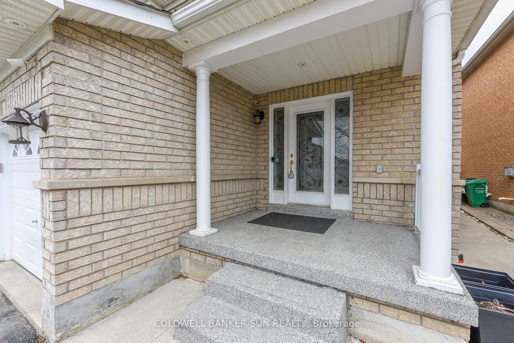 21 Sunnyview Road, Brampton, ON L7A 3E4 - Photo 1